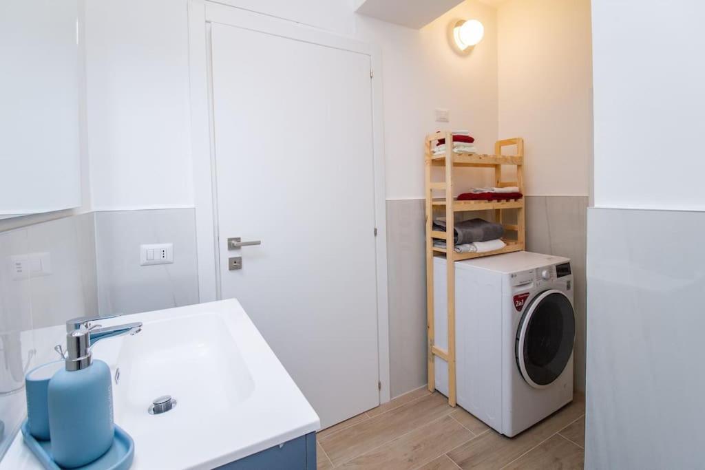 Palm Apartment Milan Bagian luar foto